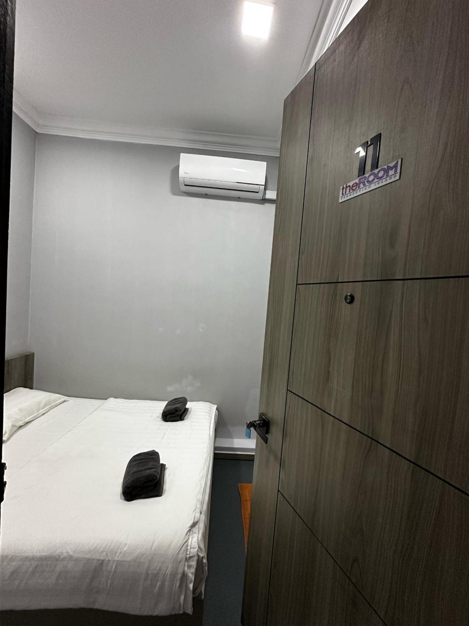 The Room Perhentian - Long Beach カンポン・クアラ・ベシュット エクステリア 写真